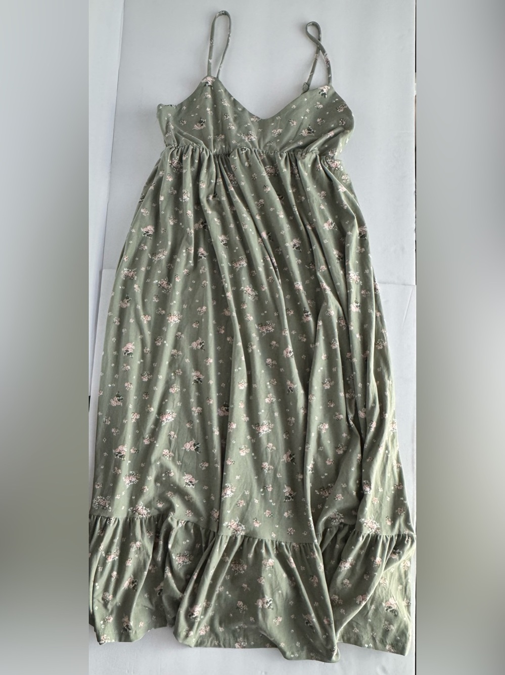 Ultra Flirt NWT Sage Green Floral Empire Waist Maxi Dress Size Small